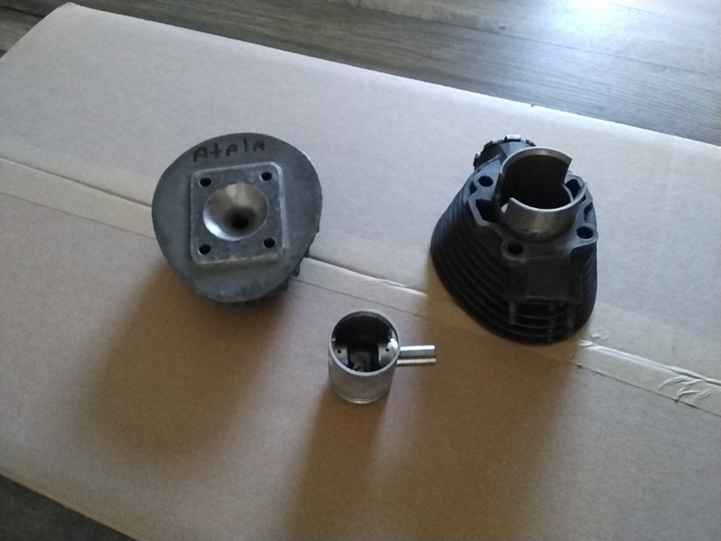 Cilinderset, Fietsen en Brommers, Brommeronderdelen | Oldtimers, Ophalen of Verzenden, Gebruikt, Cilinder, Overige merken