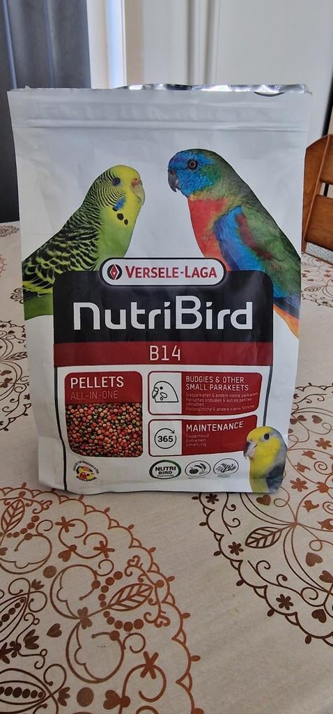 NutriBird parkieten pellets 600 gram, Ophalen, Vogel