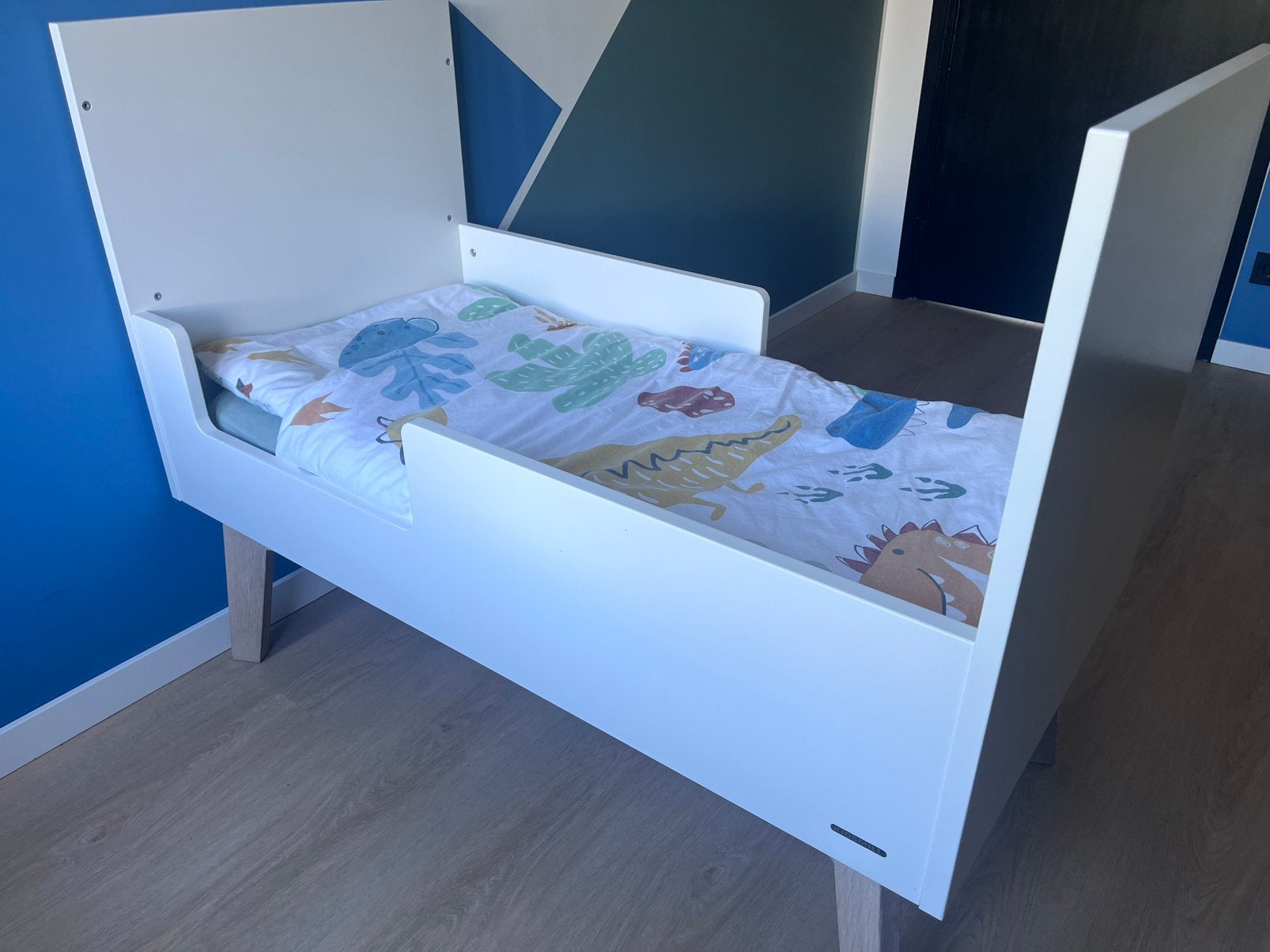Kidsmill Sixties - Commode en ledikant+, Zo goed als nieuw, Minder dan 140 cm, Minder dan 70 cm, Ophalen