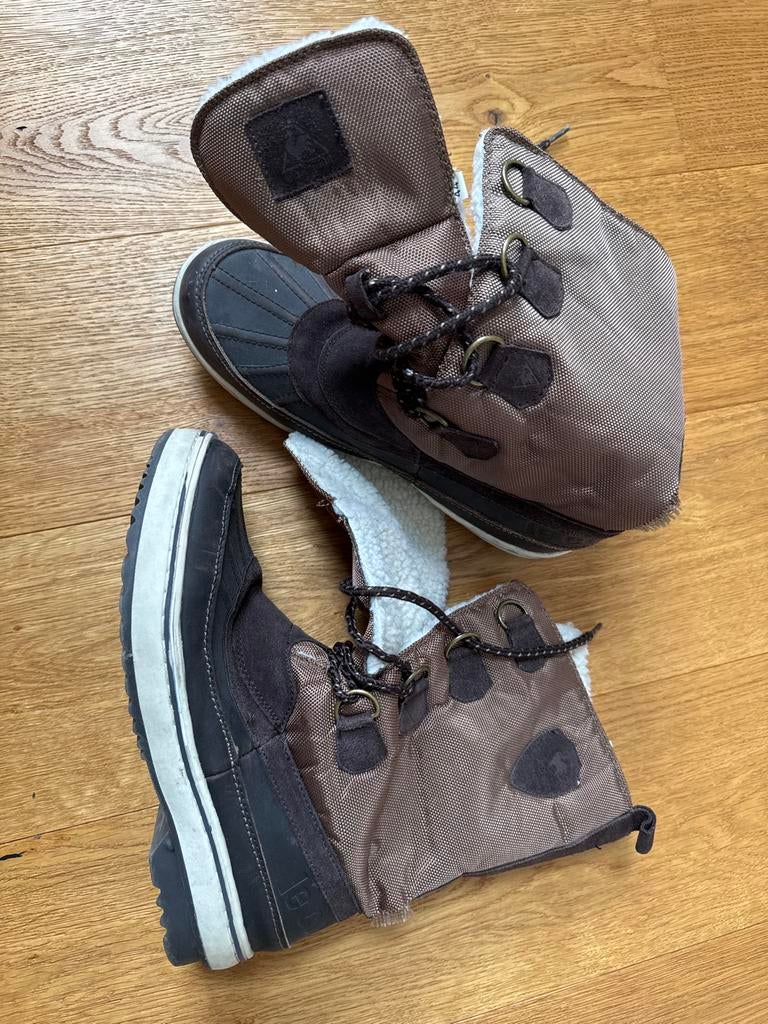 Snowboots le coq sportif, Bruin, Boots, Ophalen of Verzenden, Gedragen