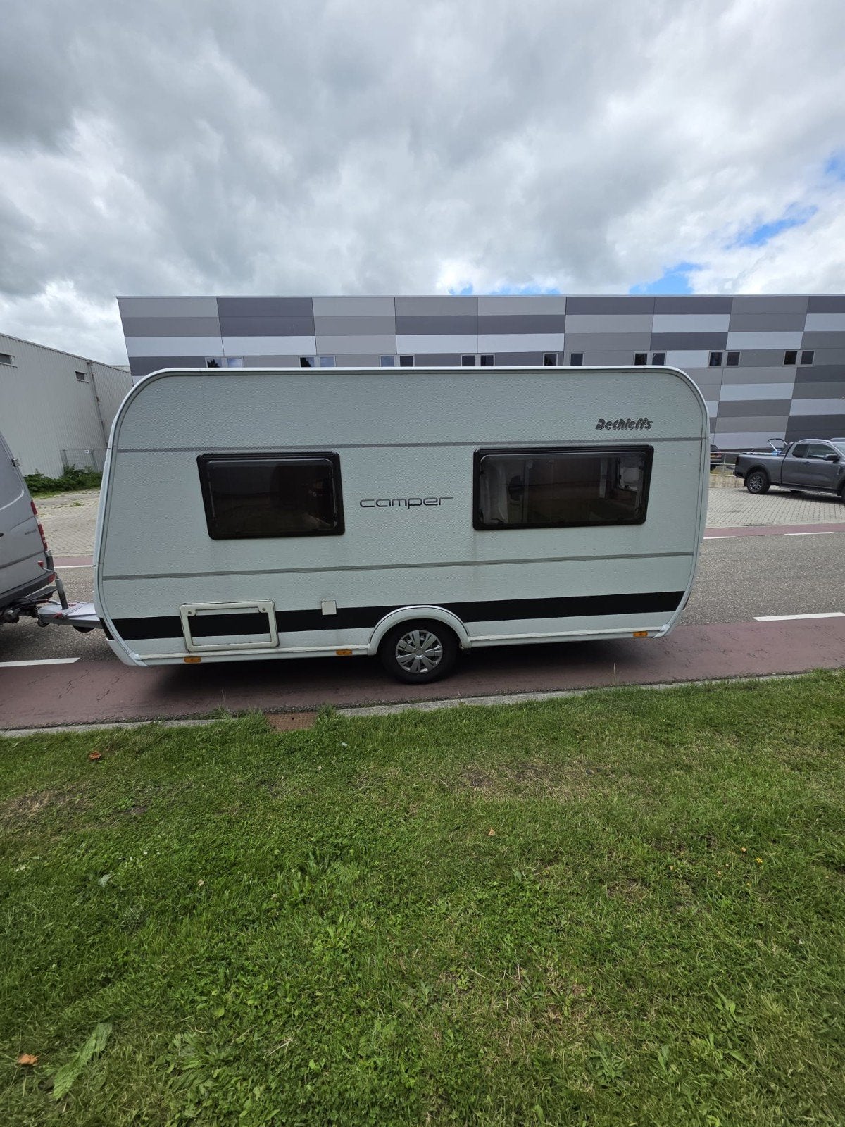 Dethleffs Camper 390 FS 2014 met mover en vloerverwarming, Caravans en Kamperen, Treinzit, 750 - 1000 kg, Particulier, Dethleffs