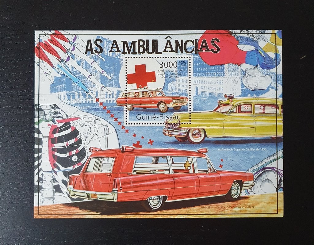 Guinee-Bissau 2011 Ambulance Ziekenwagen Michel blok 1001 pf, Verzenden, Postfris, Auto's