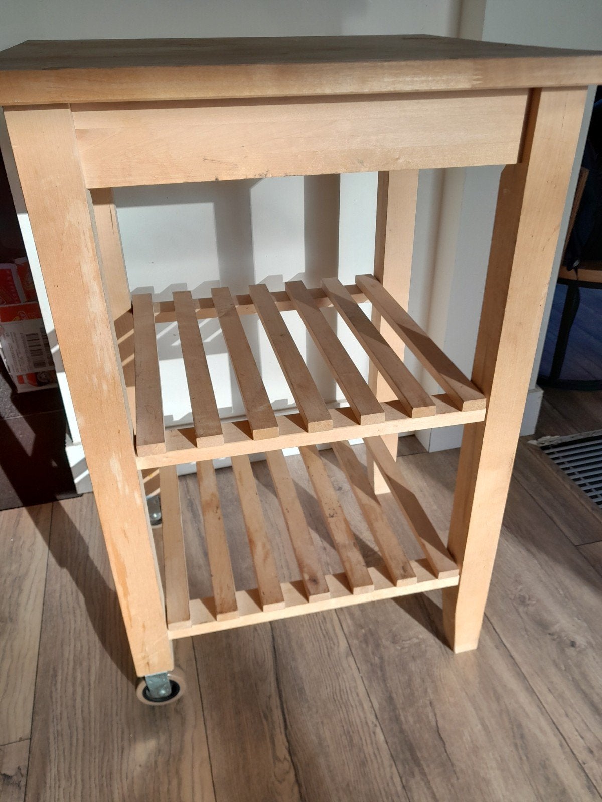 Berken roltafel met wieltjes van Ikea, Huis en Inrichting, Ophalen, Minder dan 50 cm, Gebruikt, Tot twee personen