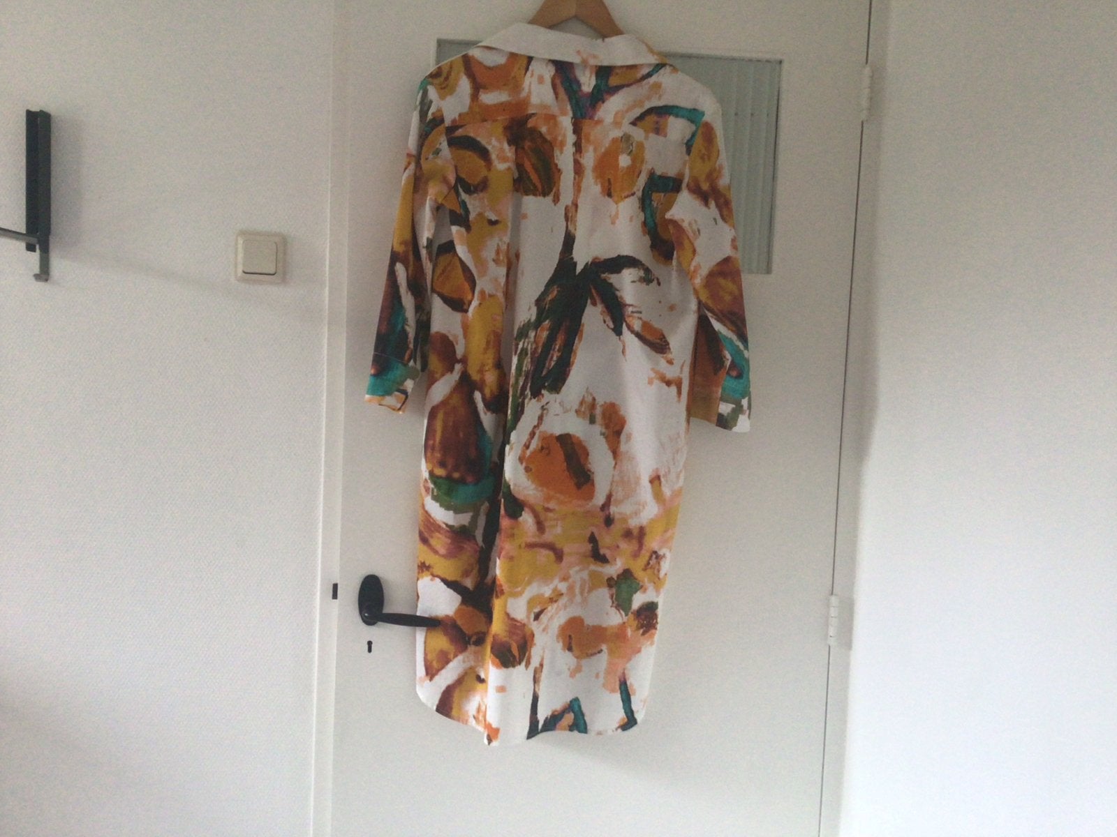 FFC Lange Blouse/Jurk met Abstracte Print, Maat 38/40 (M), Wit, Ophalen of Verzenden, Zo goed als nieuw