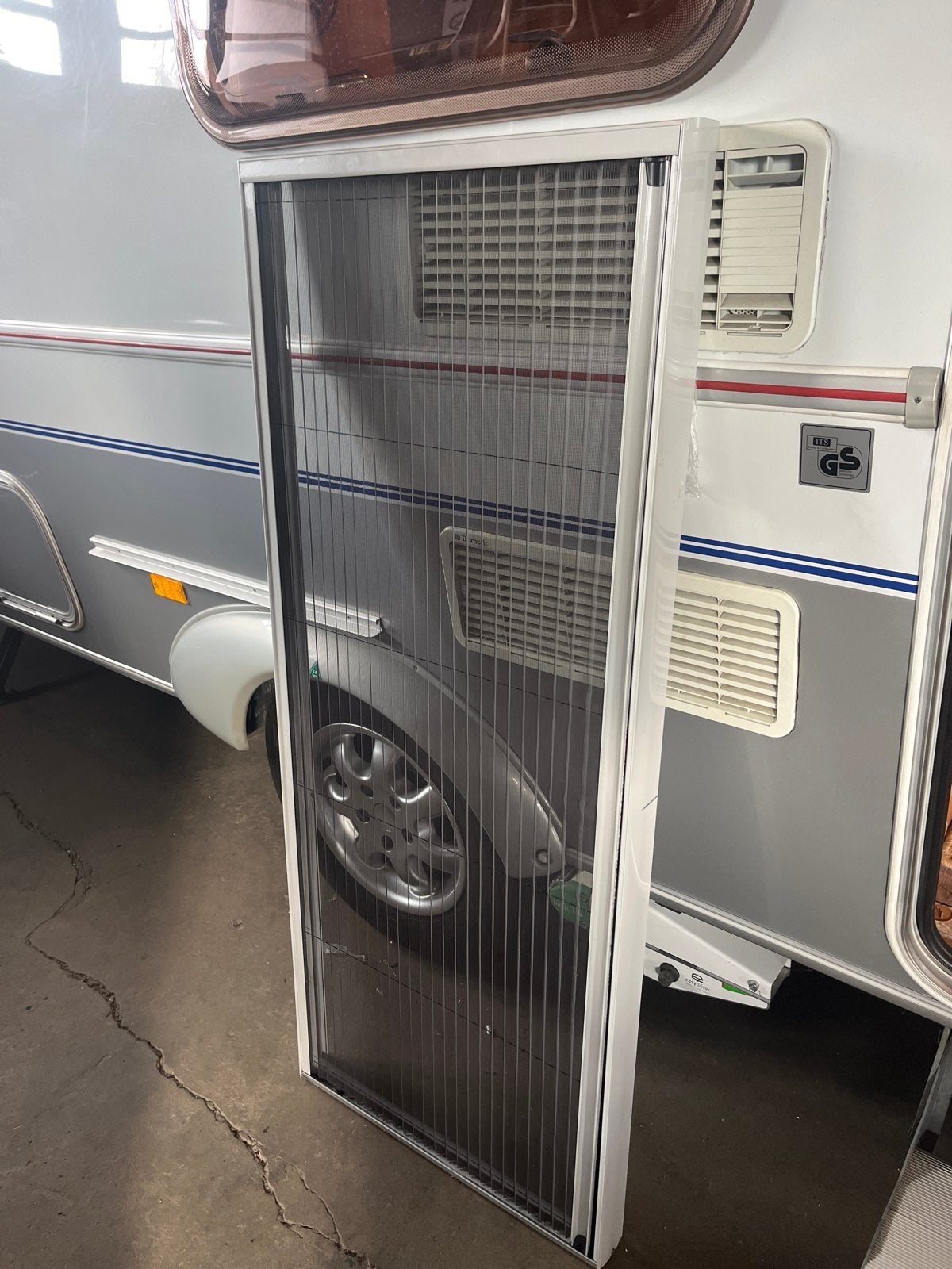 Hordeur voor caravan of camper, Ophalen, Gebruikt