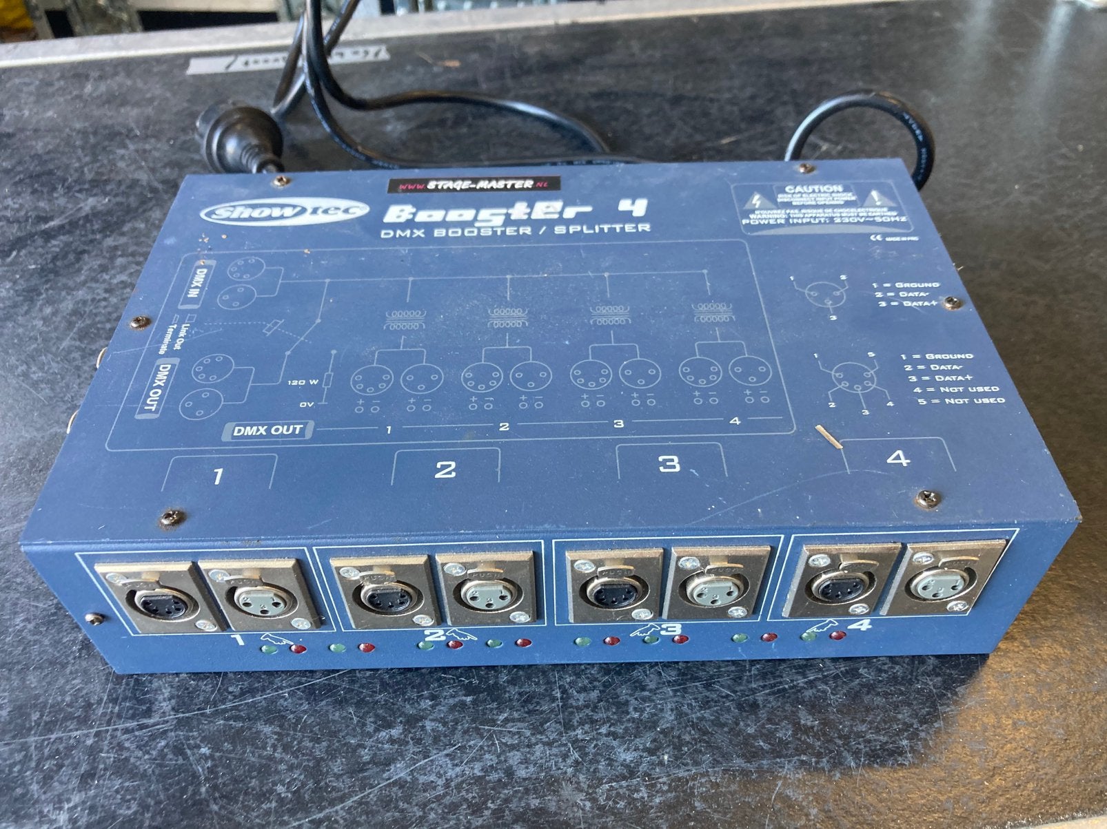 Showtec dmx booster 4 voudig, Muziek en Instrumenten, Ophalen of Verzenden, Zo goed als nieuw, Licht