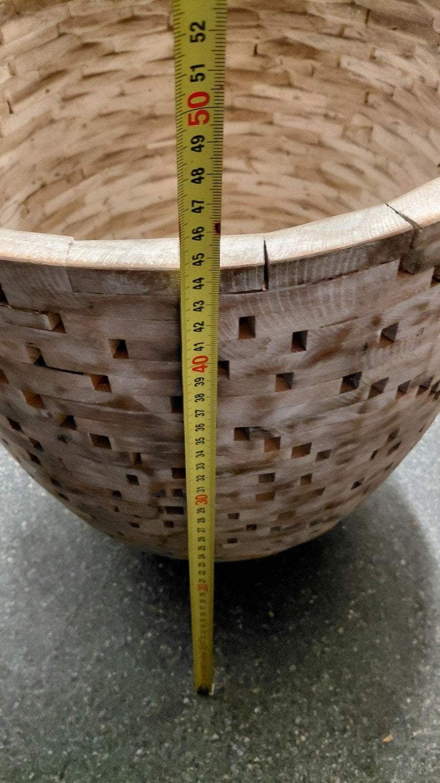 Unieke houten bloempot. H 45 cm B 36 cm, Ophalen, Overige materialen, Gebruikt, 40 cm of meer