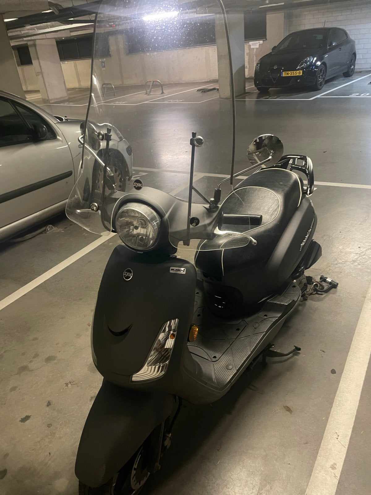 Sym scooter met windscherm, Gebruikt, Overige modellen, Maximaal 45 km/u, Ophalen of Verzenden