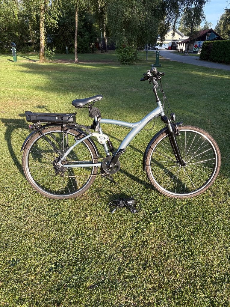 B-Twin Elektrische fiets / mountainbike, Fietsen en Brommers, Fietsen | Mountainbikes en ATB, Nieuw, 49 tot 53 cm, Dames, Ophalen