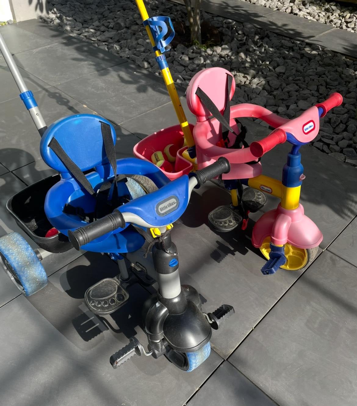 2 Little Tikes driewielers voor baby's en peuters, Ophalen, Zo goed als nieuw, Duwvoertuig
