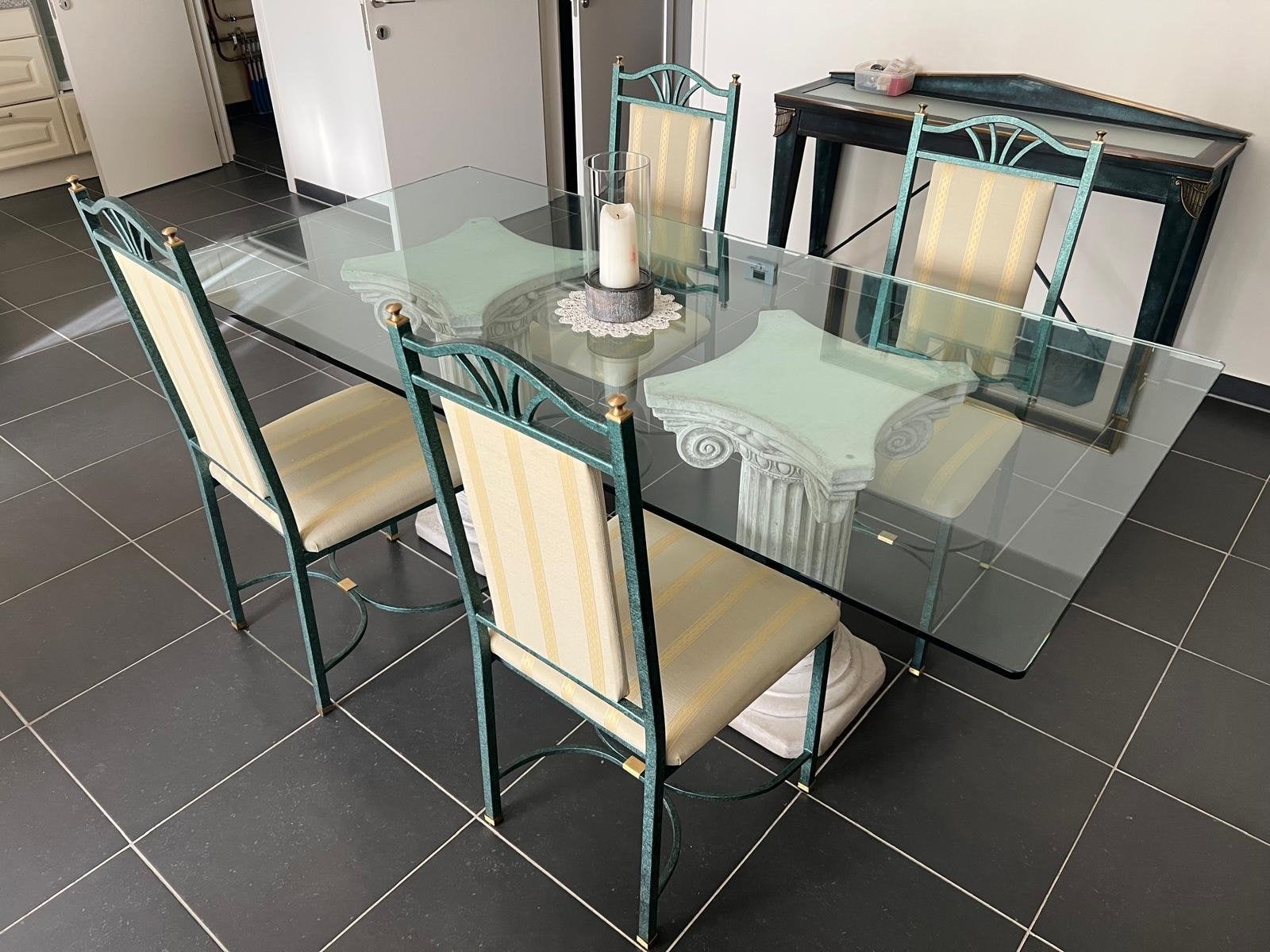Glazen eettafel met zuilen  en 4 stoelen - Klassieke stijl, Huis en Inrichting, Tafels | Eettafels, Ophalen, Gebruikt, 50 tot 100 cm