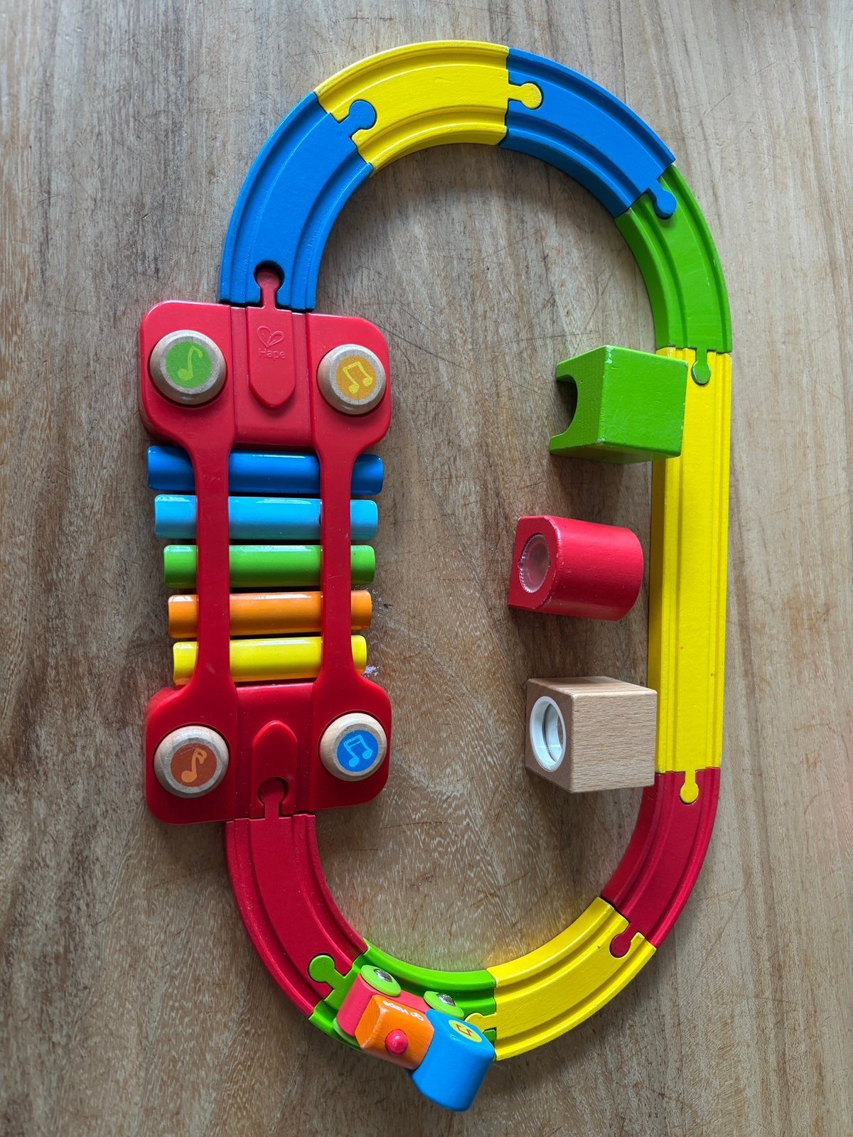 Houten treinbaan Hape, Ophalen of Verzenden, Zo goed als nieuw