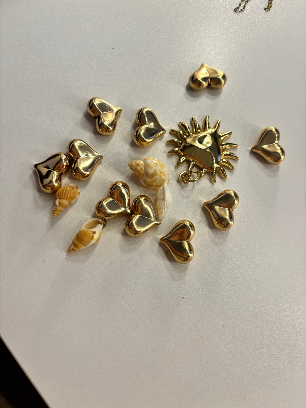 Diverse kettingen en hangers - Goud en Zilver, Ophalen, Overige materialen, Gebruikt, Met edelsteen