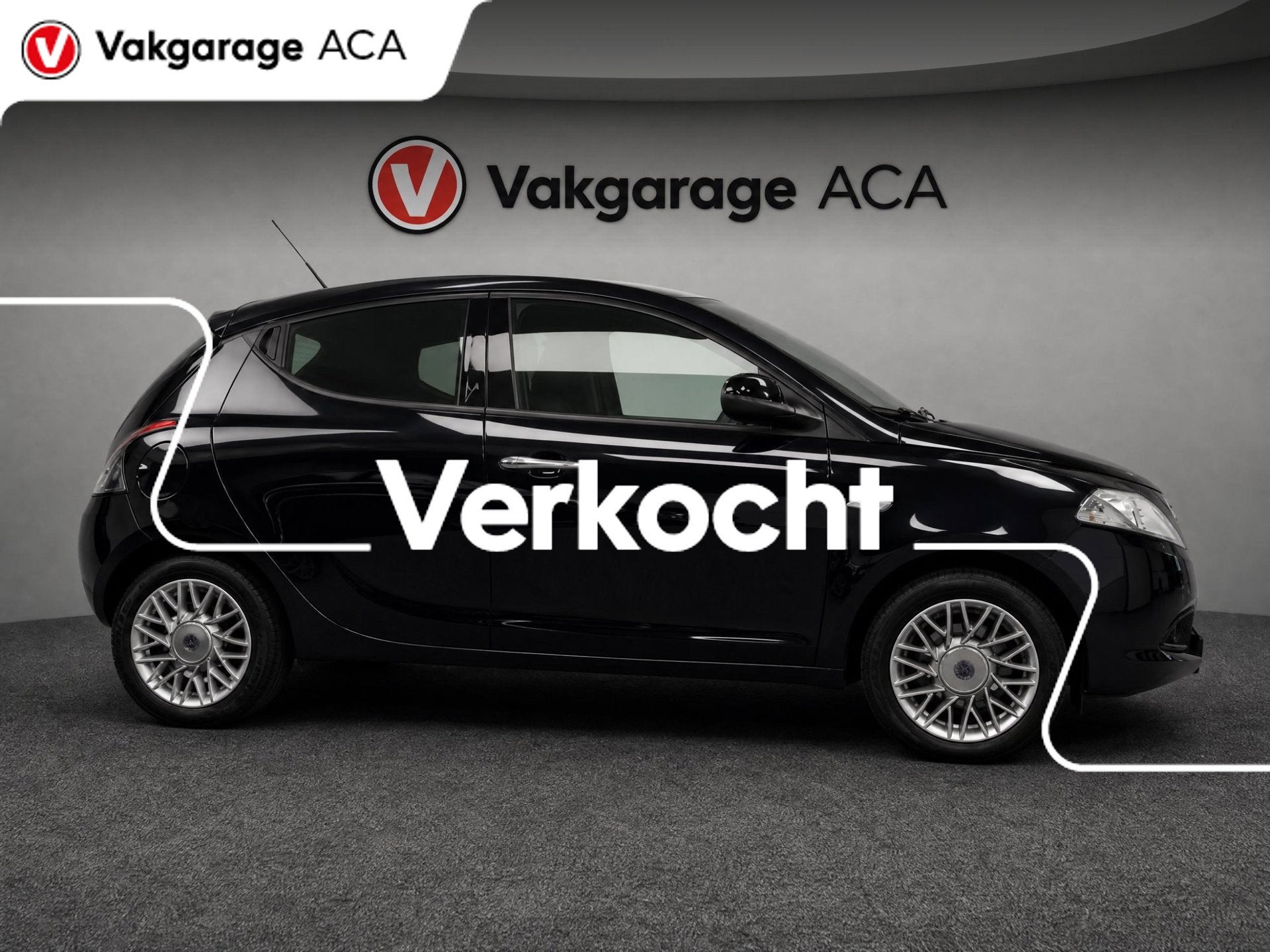 Lancia Y(psilon) Ypsilon 1.2 Black & Red //. 101.000 km // A, Auto's, Voorwielaandrijving, Euro 5, Gebruikt, 4 cilinders