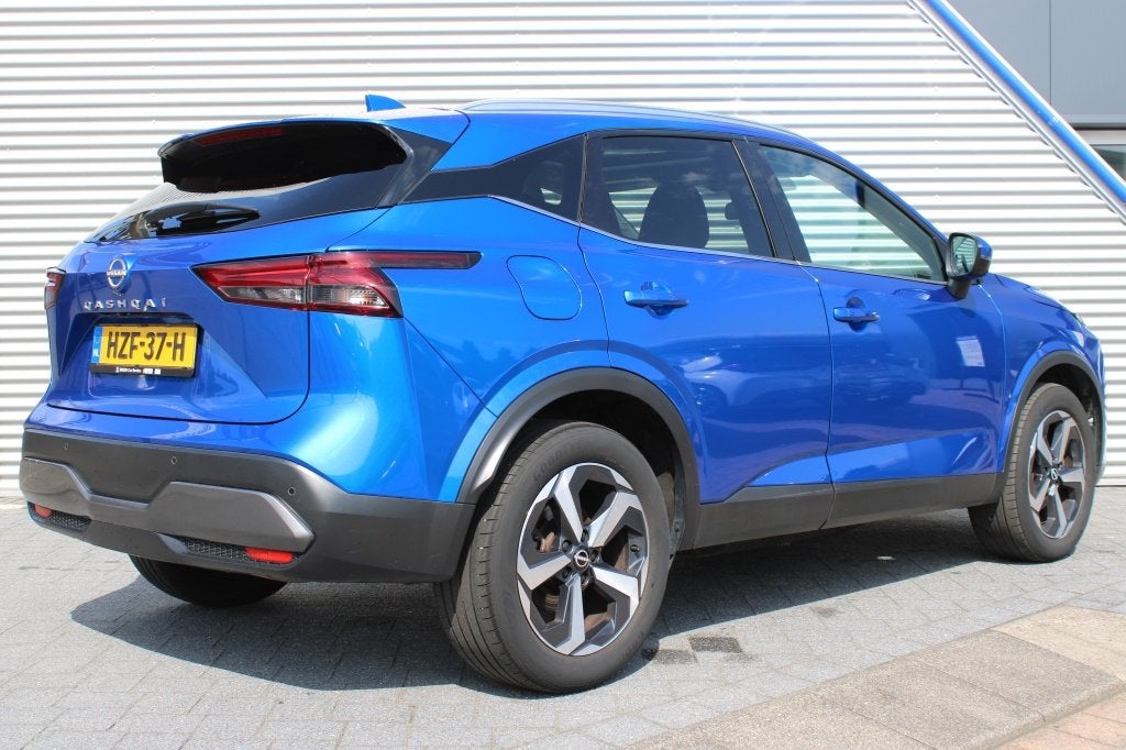 Nissan QASHQAI 1.3 MHEV N-Connecta | Pano | 18 Inch | Full L, 1304 kg, Stof, Gebruikt, 4 cilinders