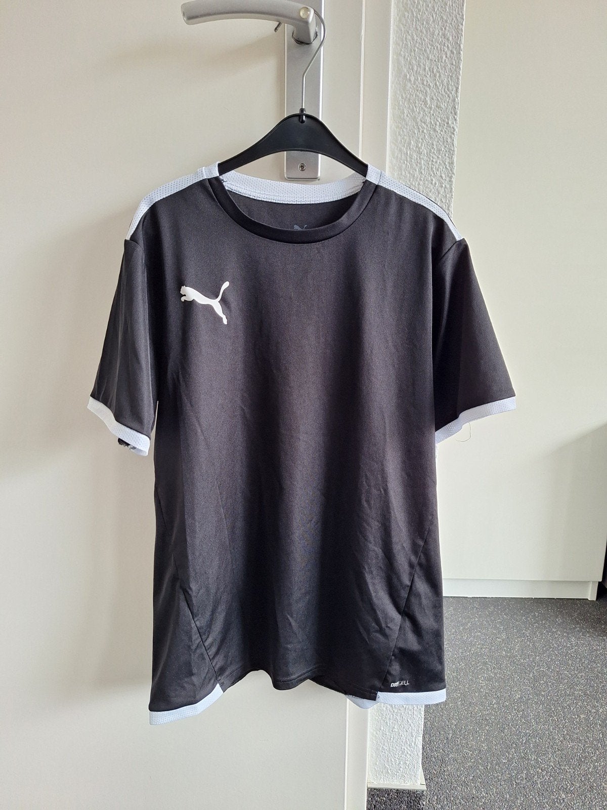 Puma Voetbalset Zwart - Shirt & Broekje, maat 164., Ophalen of Verzenden, Gebruikt, Jongen of Meisje
