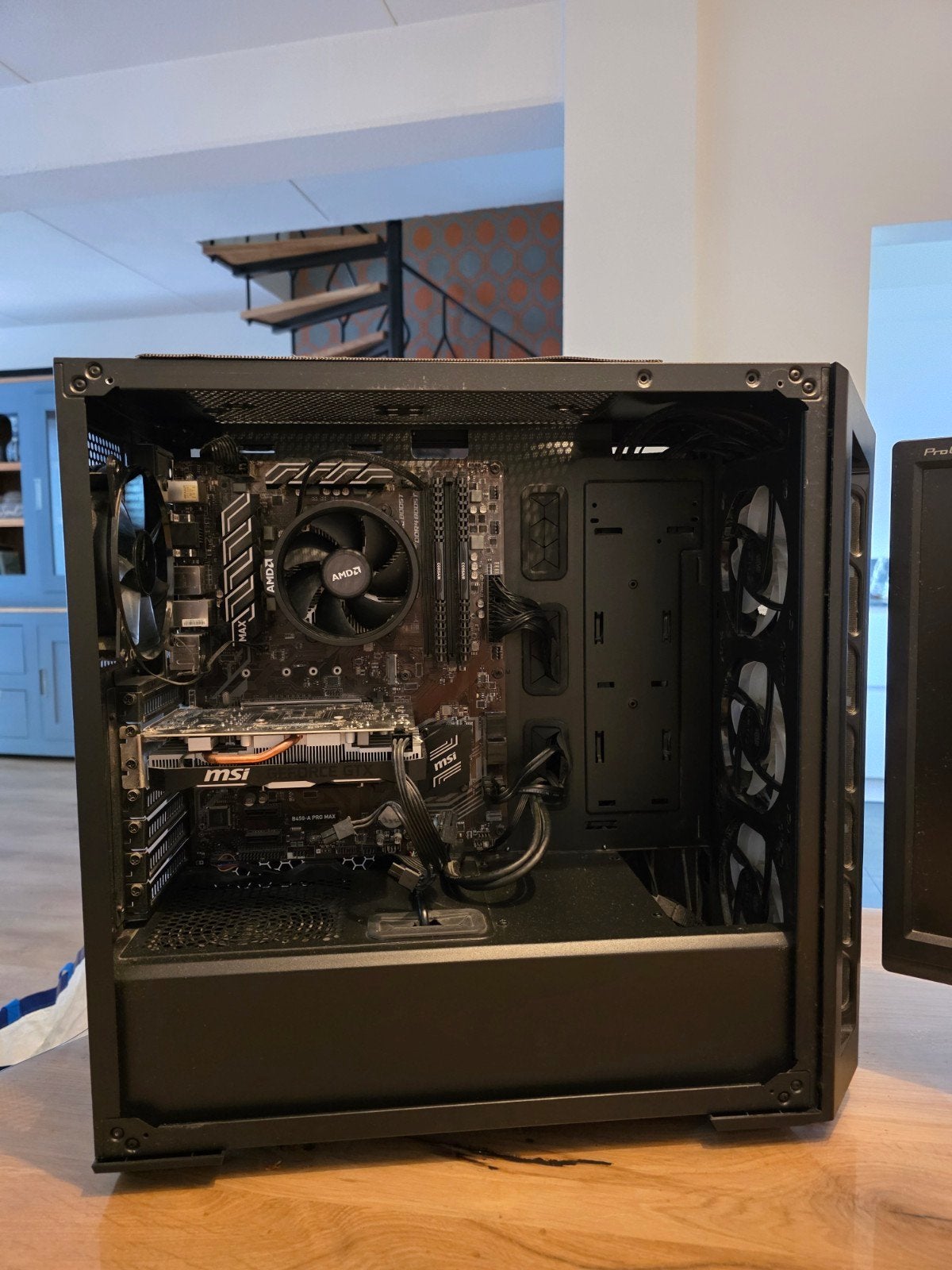 (Gaming) PC: GTX 1650 SUPER, Ryzen 5 3600, 16GB DDR4 RAM, Ophalen, Gebruikt, 2 TB HDD + 128 GB SSD, Gaming