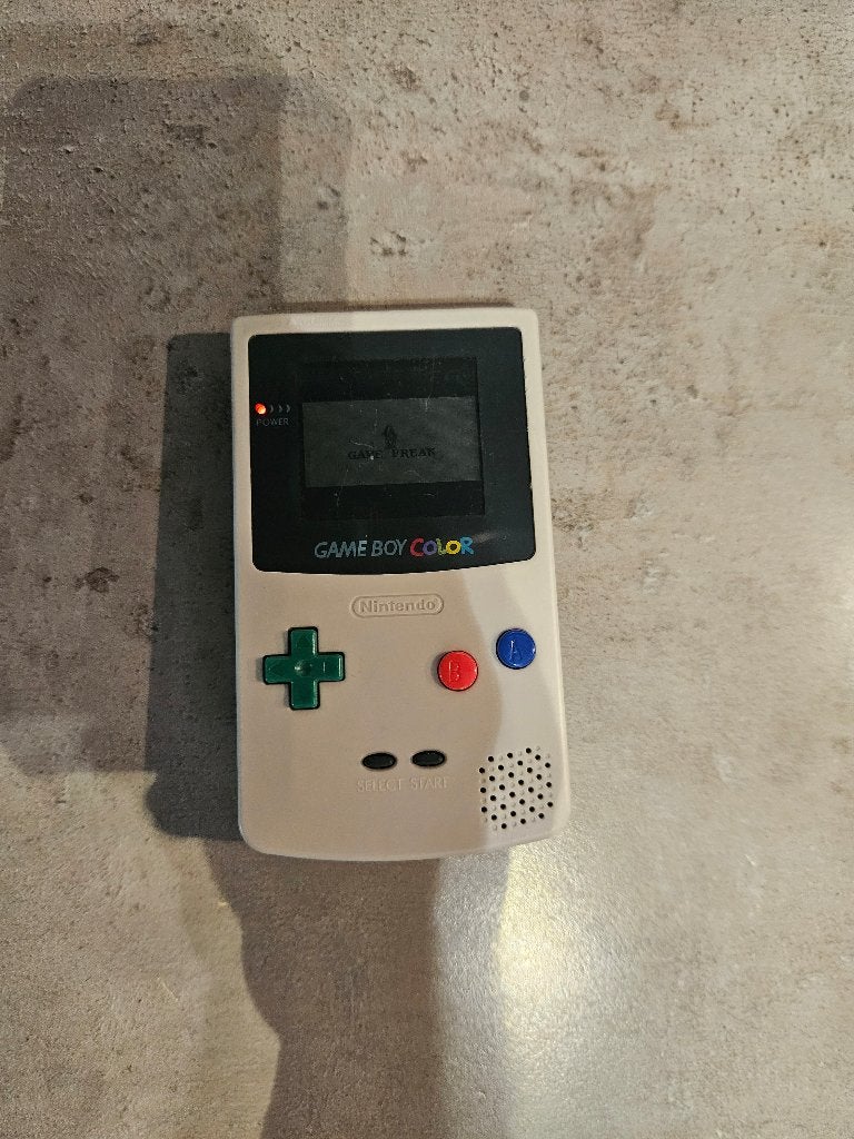 Gameboy color met battery pack en pokemon rood+goud, Spelcomputers en Games, Games | Nintendo Game Boy, 1 speler, Ophalen of Verzenden