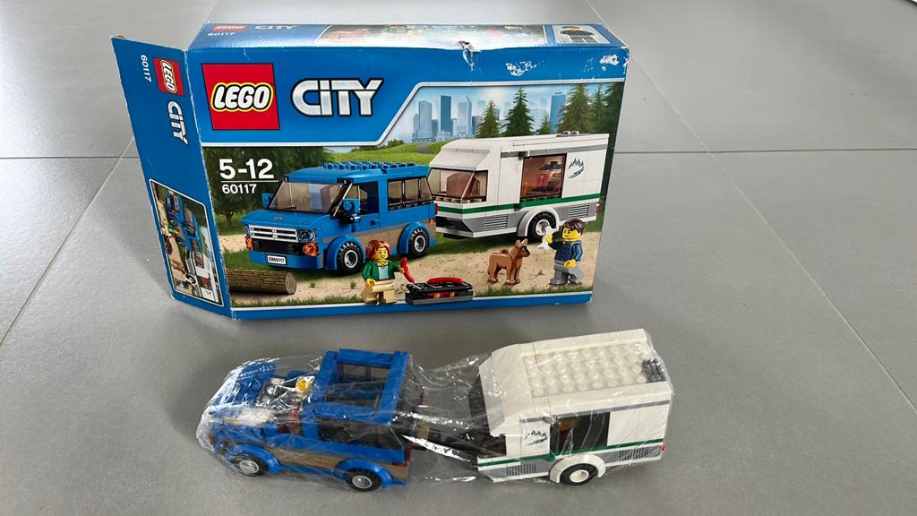 City legi 60117 auto met caravan, City, Lego, Ophalen of Verzenden, Zo goed als nieuw
