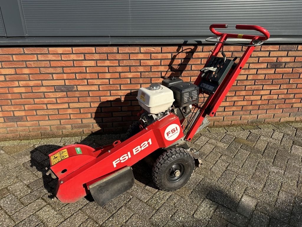 FSI B21 STOBBENFREES, Grondbewerking