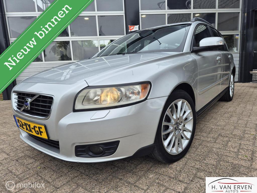 Volvo V50 2.4i Edition II XENON LEDER FACELIFT PDC NAP, Auto's, Voorwielaandrijving, Parkeersensor, 700 kg, 170 pk