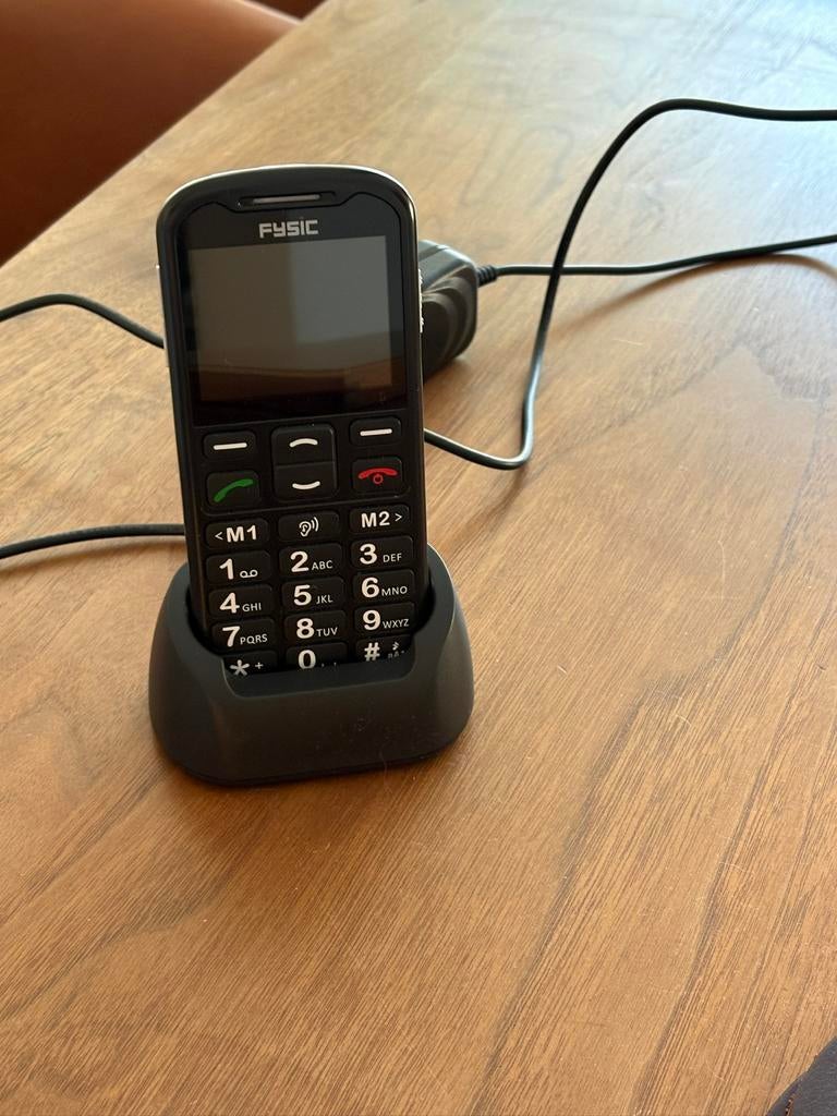 Fysic F10 Senioren telefoon, Ophalen, 3 tot 6 megapixel, Zo goed als nieuw, Zonder simlock