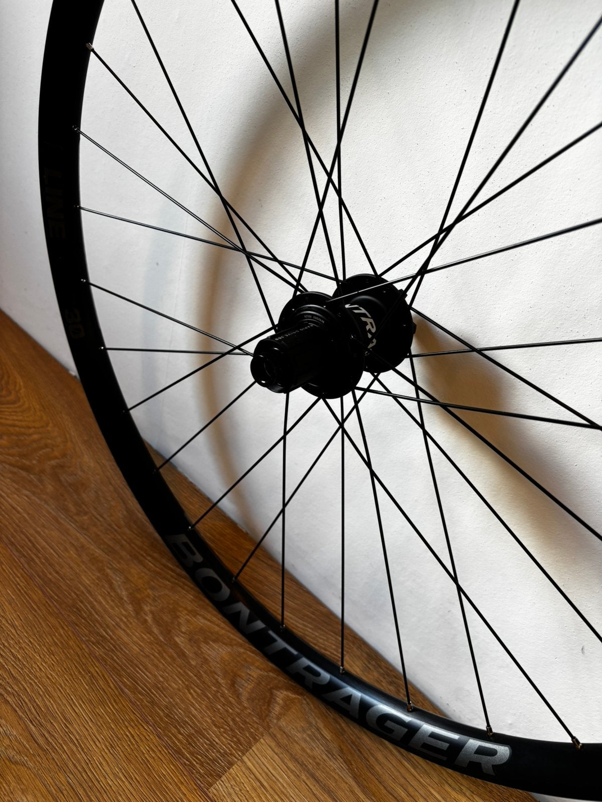 Nieuw Bontrager Line 30 wiel, Fietsen en Brommers, Fietsonderdelen, Wiel, Gravelbike, Nieuw, Ophalen of Verzenden