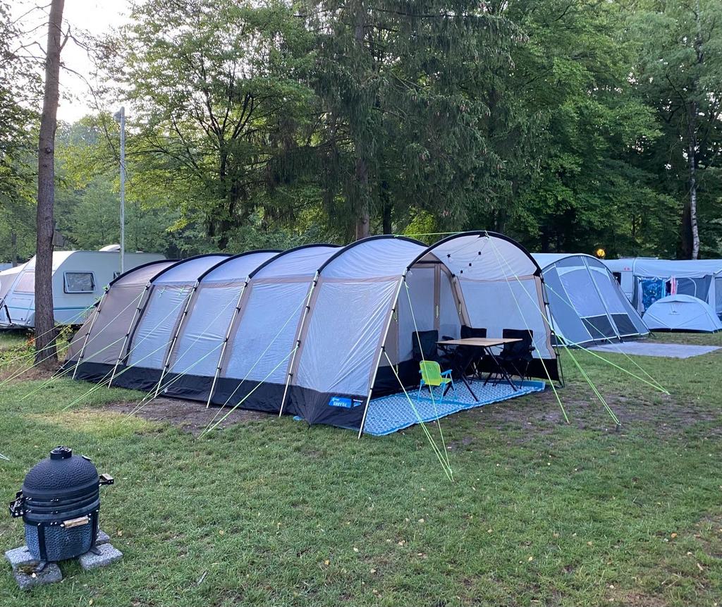 Tunneltent Kampa Croyde 8 persoons weinig gebruikt!, Ophalen, Zo goed als nieuw, Meer dan 6