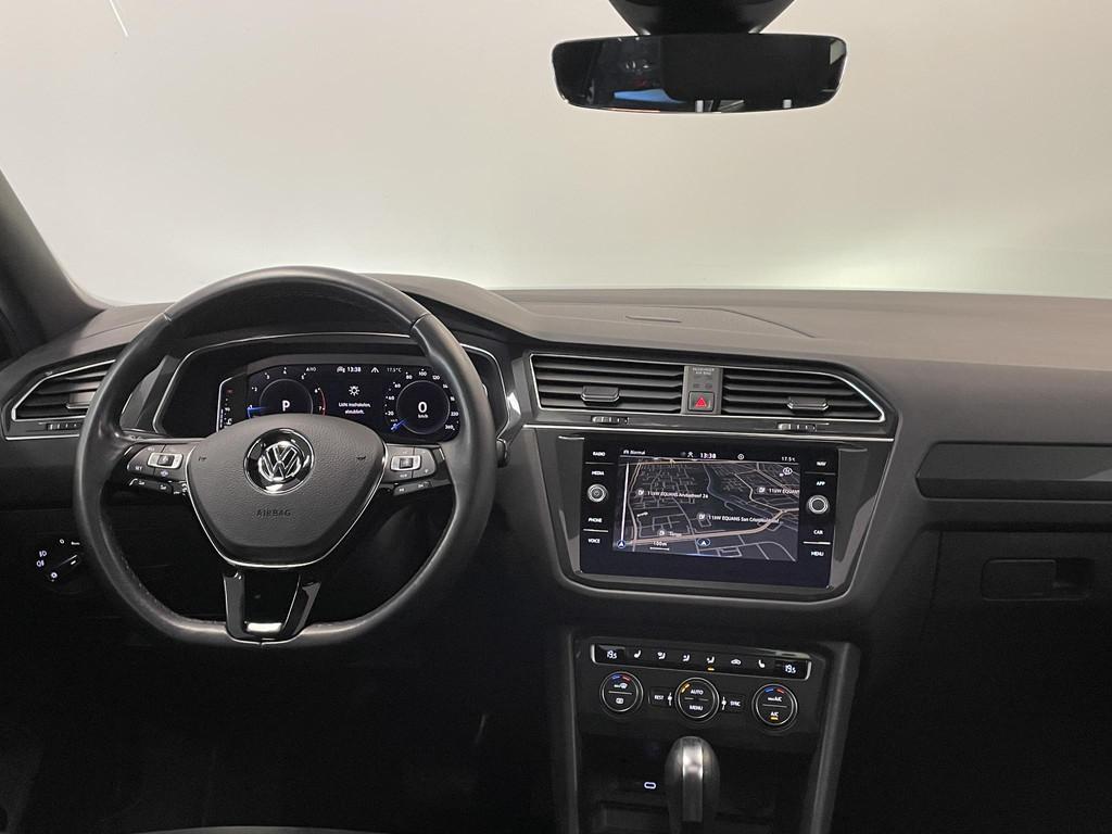 Volkswagen Tiguan Allspace 1.5 TSI Highline Business R 7p. R, Auto's, Volkswagen, 150 pk, 7 stoelen, Origineel Nederlands, Bedrijf