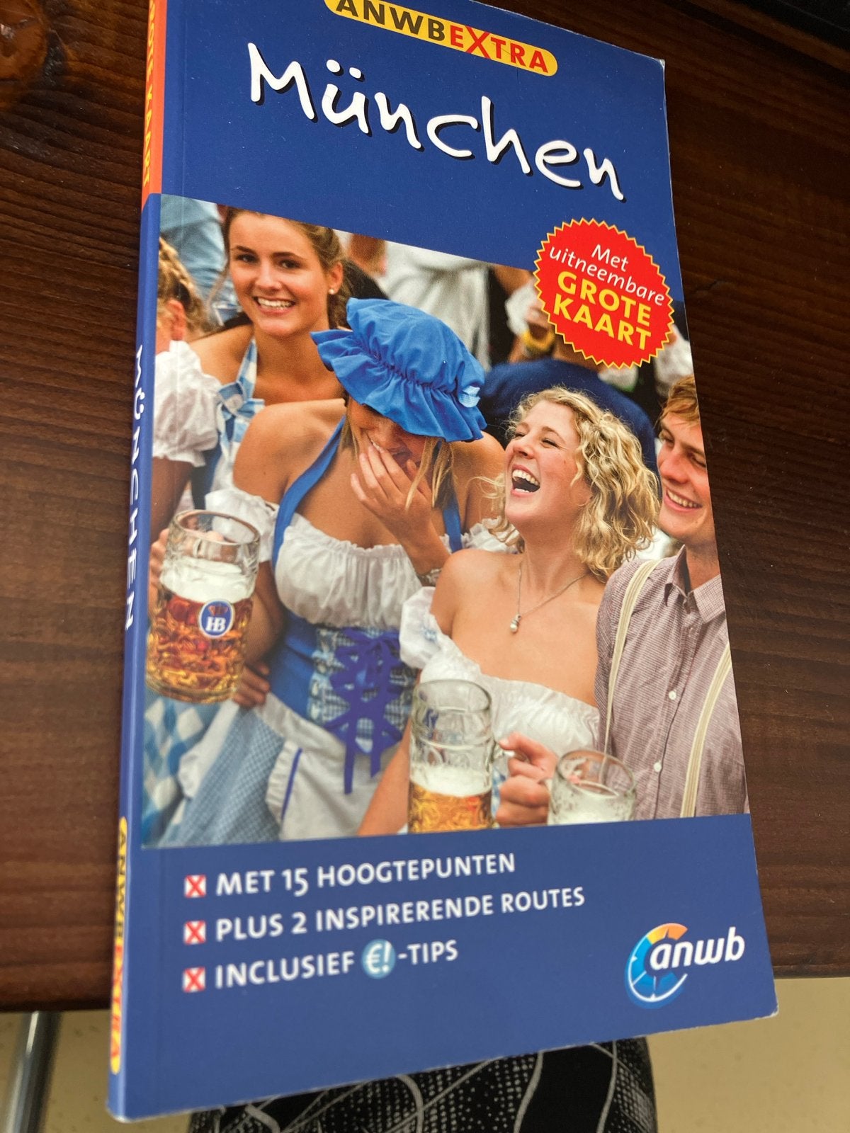 ANWB Extra München Reisgids met uitneembare kaart, Gelezen, Europa, Ophalen of Verzenden, Reisgids of -boek
