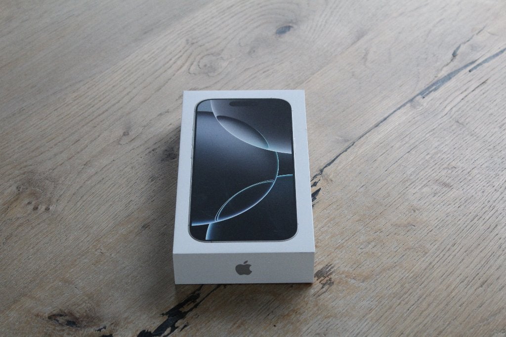 Apple iPhone 16 Pro - 256GB - Wit Titanium | Zeer netjes, Apple, Apple, Wit, 88 %