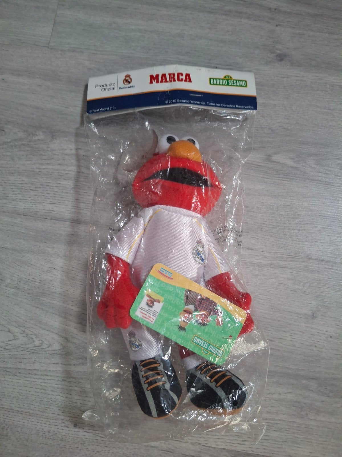 Real Madrid Elmo Knuffel Sesamstraat 2010, Ophalen of Verzenden, Nieuw