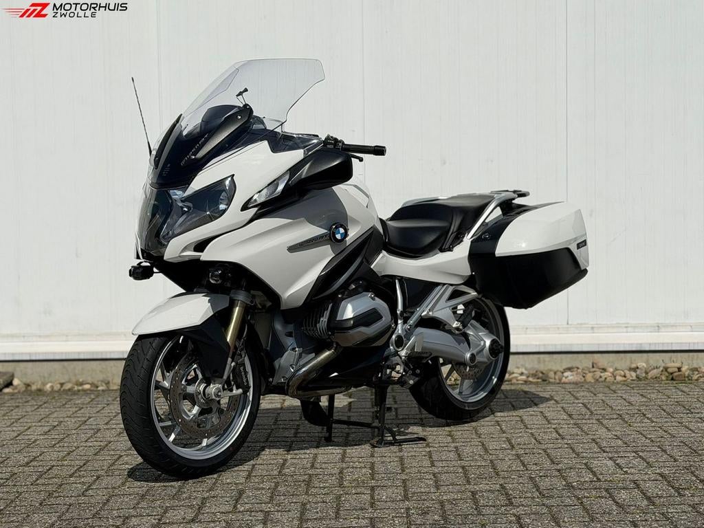 BMW R 1200 RT (bj 2017 - 67,532 km), 2 cilinders, Motorrijbewijs A, Bedrijf, Meer dan 35 kW