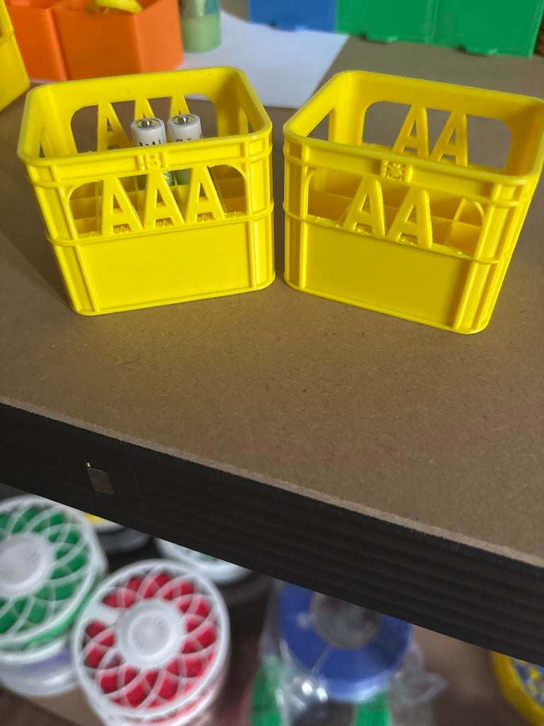 AAA Batterij kratjes - Geel (2 stuks), Ophalen of Verzenden, Nieuw