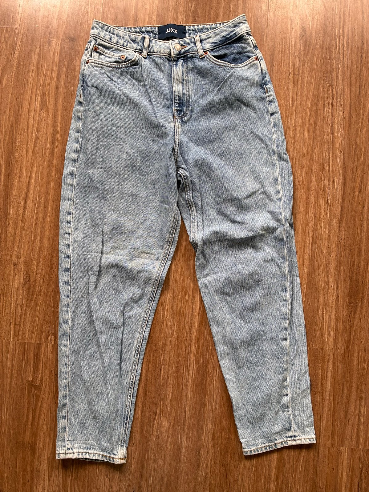 JJXX mom high waist 29/32 (spijkerbroek lichtblauw), Ophalen of Verzenden, Gedragen, Blauw, W30 - W32 (confectie 38/40)