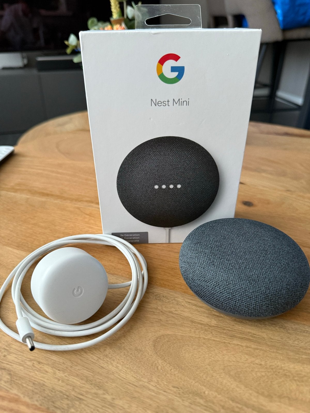 Google Nest Mini - Zo goed als nieuw, Slimme speaker, Google, WiFi, Ophalen of Verzenden