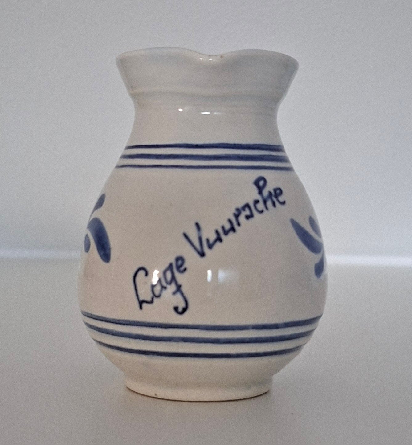 Vintage souvenir vaasje Lage Vuursche - Delfts blauw, Ophalen of Verzenden