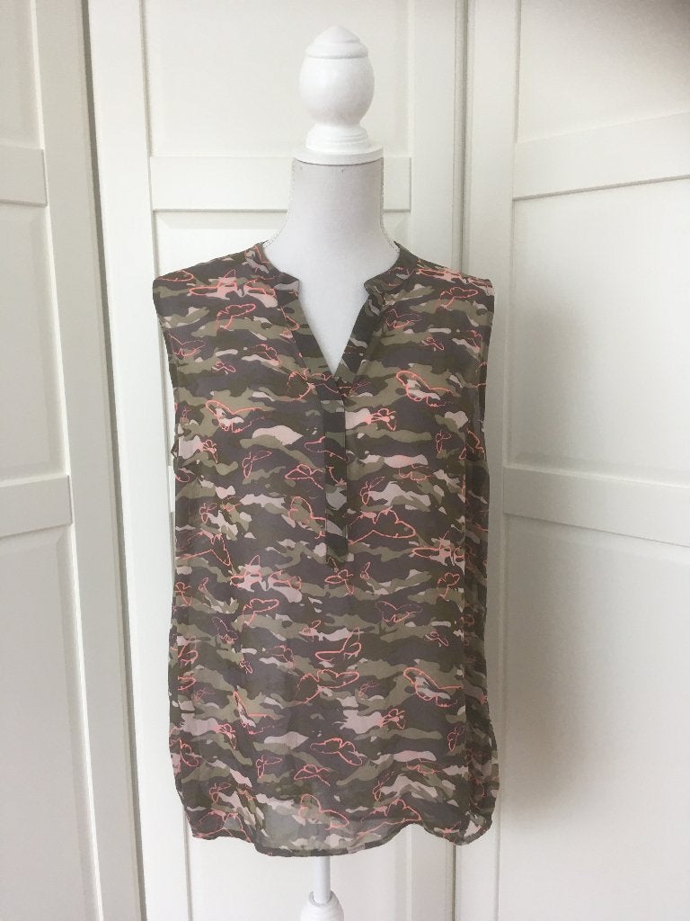 Colours of the World chiffon camo vlinders mouwloze top 44 L, Maat 42/44 (L), Ophalen of Verzenden, Zonder mouw, Gedragen