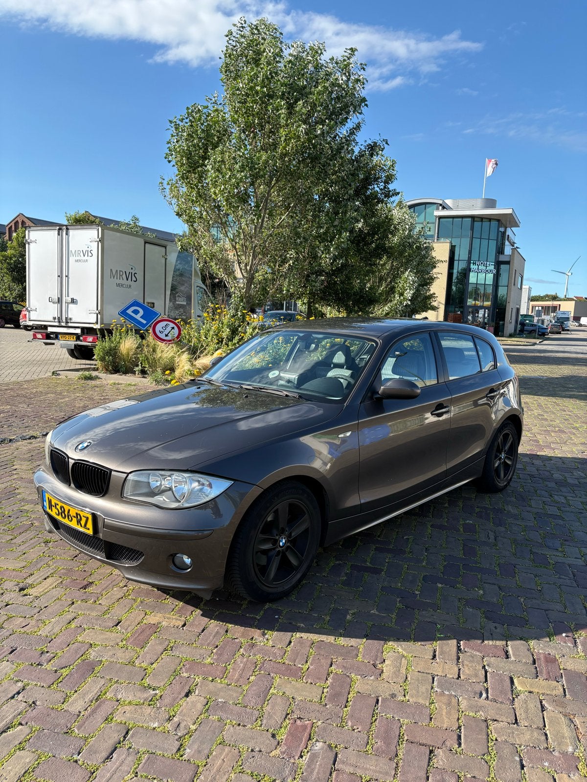 BMW 1-Serie 1.6 116I 2005 Bruin, Auto's, 1596 cc, Achterwielaandrijving, 4 cilinders, Bruin