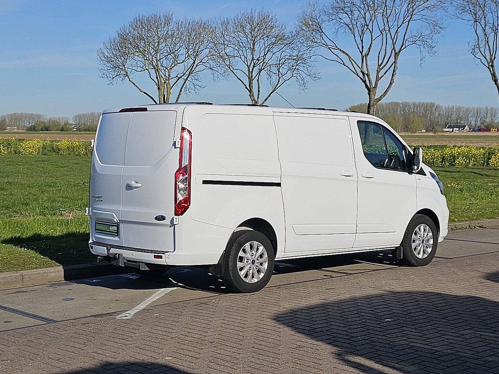 FORD TRANSIT CUSTOM 2.0 l1h1 limited 130pk!, 2095 kg, Gebruikt, Euro 6, Wit