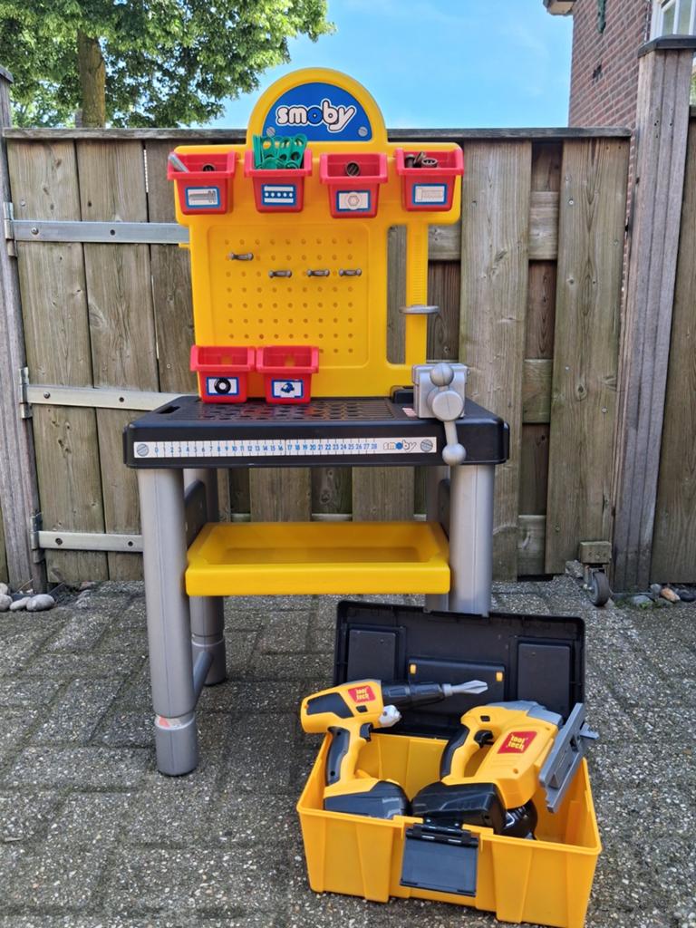 Smoby Werkbank met Tool Tech gereedschapskist, Kinderen en Baby's, Ophalen, Gebruikt, Bouwen