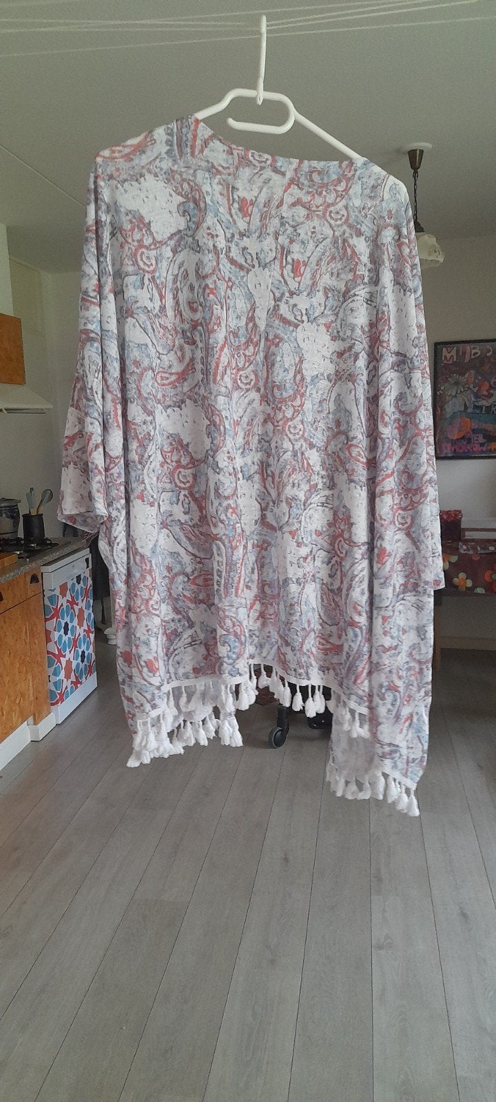 Kimono met kwastjes, maat 58, Onbekend, Ophalen of Verzenden, Zo goed als nieuw
