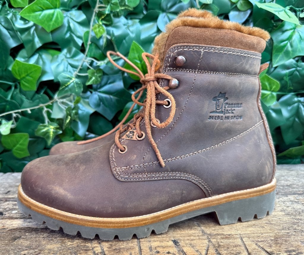 Nieuwe gevoerde veter boots van Panama Jack maat 42, Bruin, Boots, Nieuw, Ophalen of Verzenden