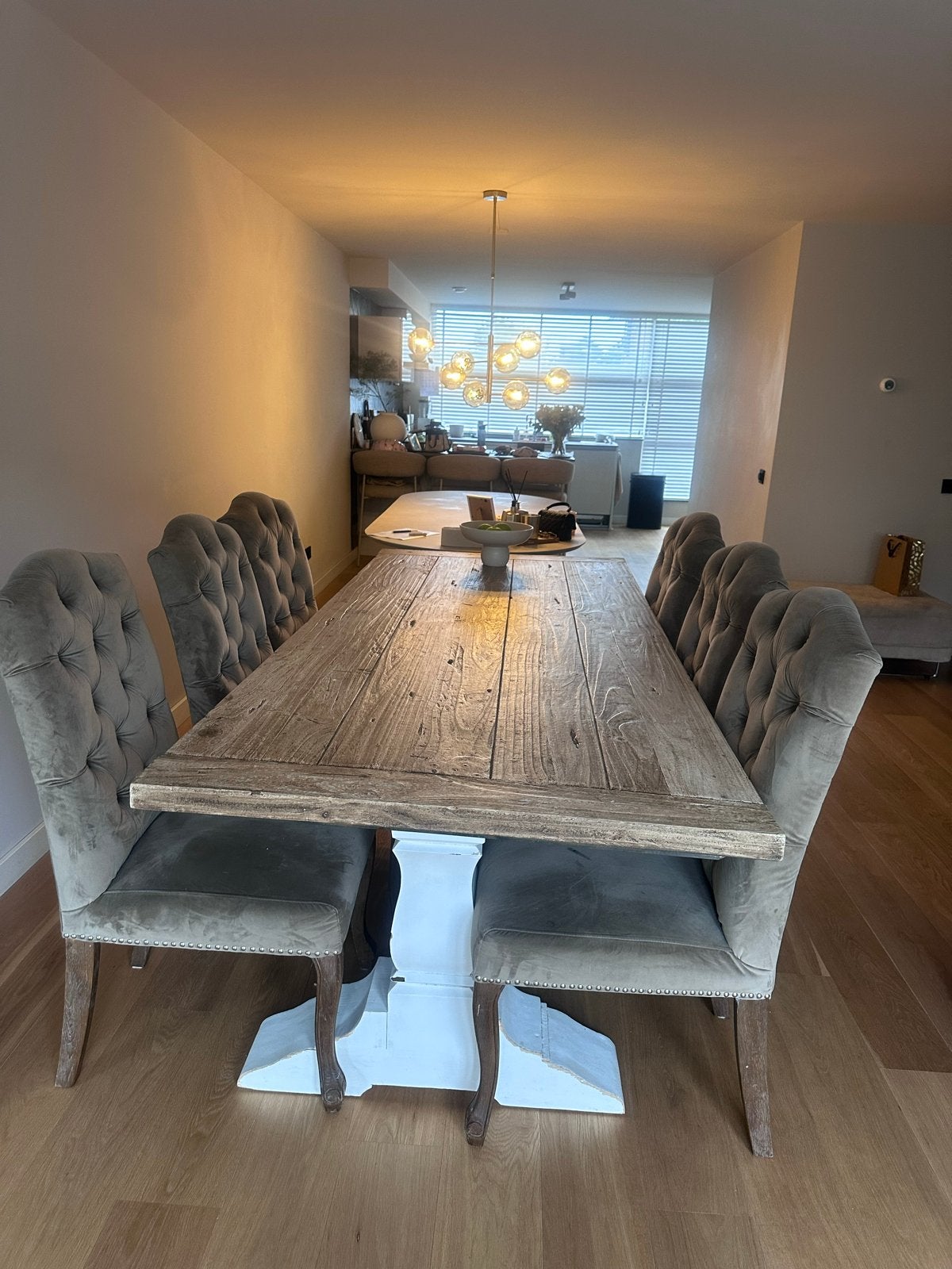 Robuuste houten eettafel van Tower living, Gebruikt, 200 cm of meer, Vier personen, Rechthoekig