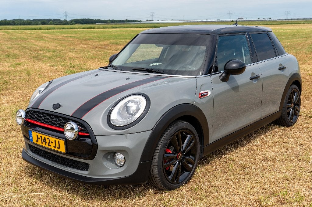 MINI Cooper F55 1.5 Turbo | 180 pk | 5-deurs | Grijs | JCW, 136 pk, Euro 6, 4 cilinders, 0 kg