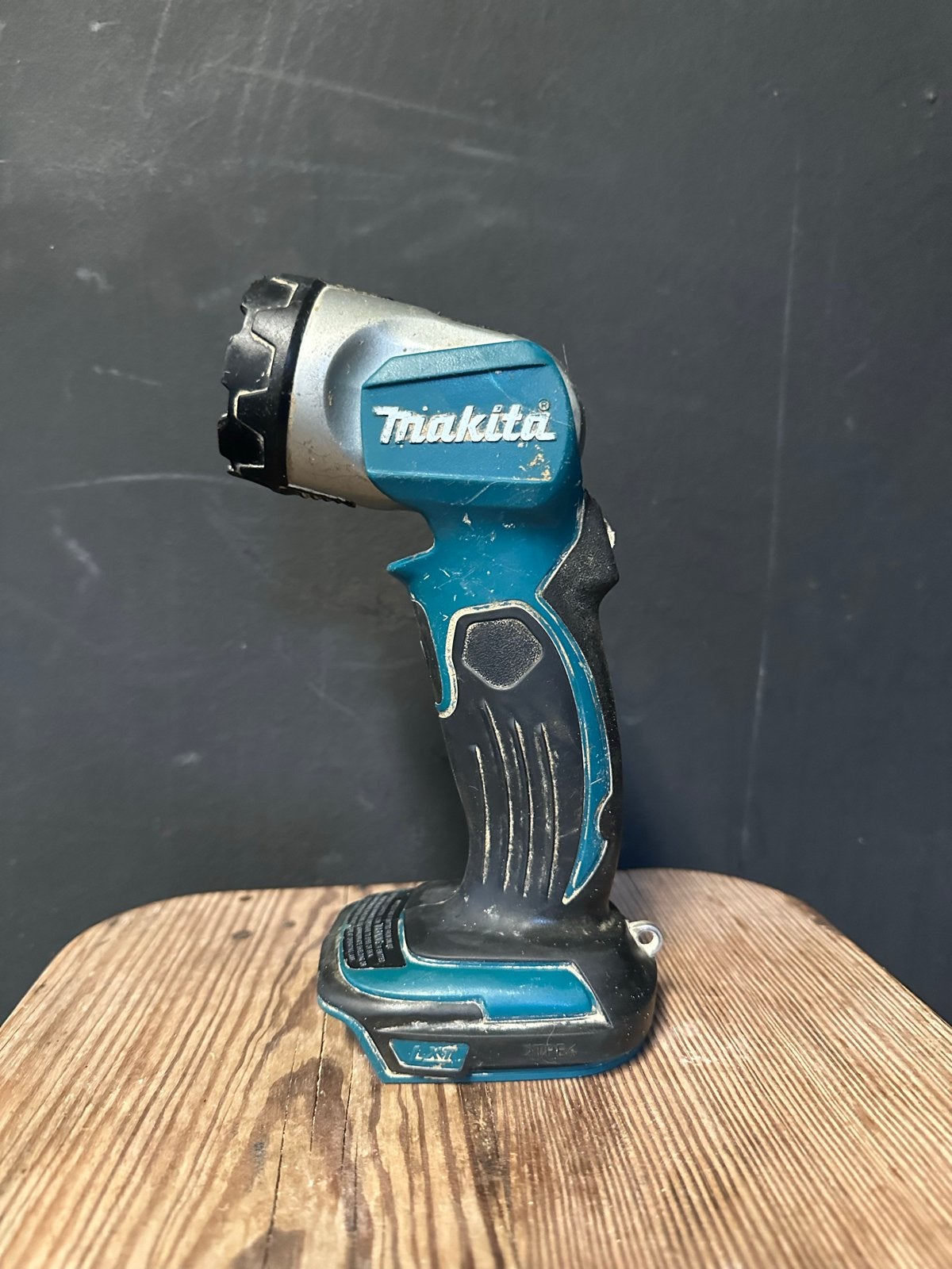 Makita DML802 Accu Lamp (zonder accu), Ophalen of Verzenden, Gebruikt, Overige typen, Makita