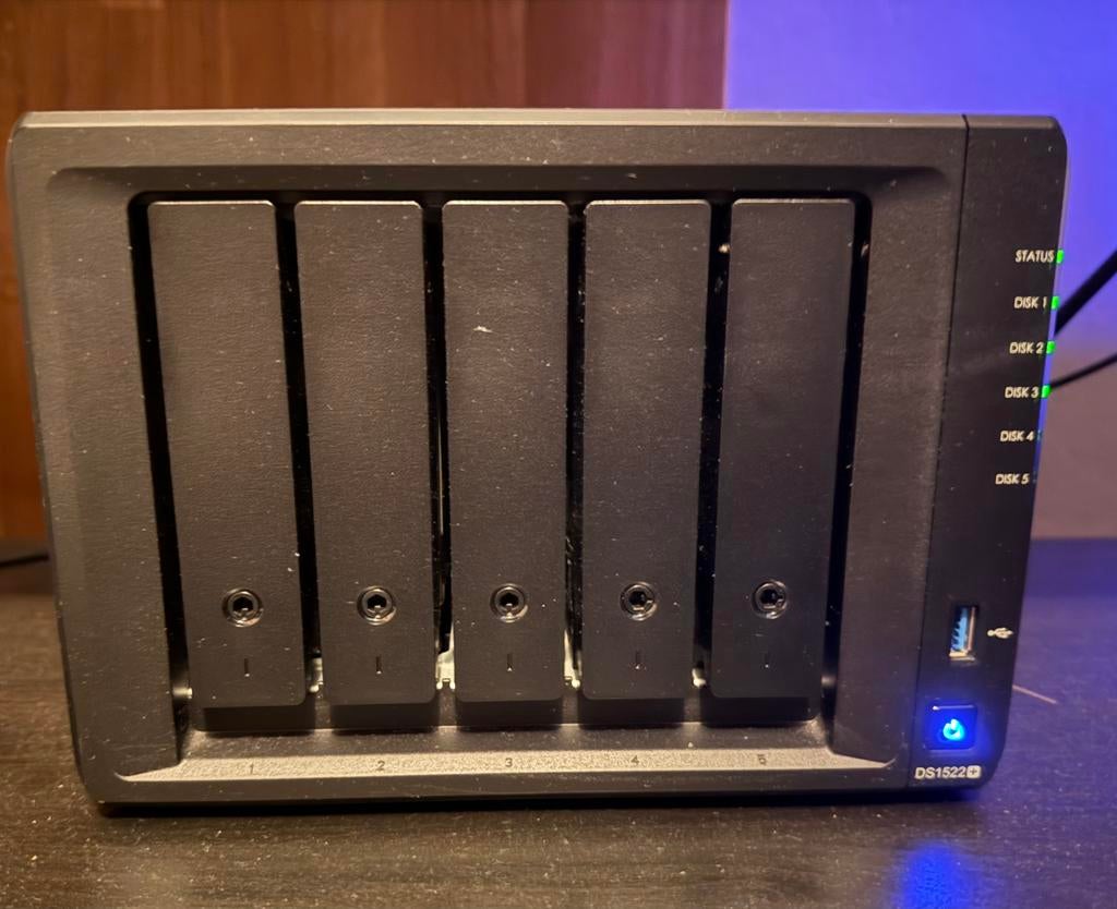 Synology DS 1522+ hat5310-8 tb x3 10gbit kaart, Ophalen, Zo goed als nieuw