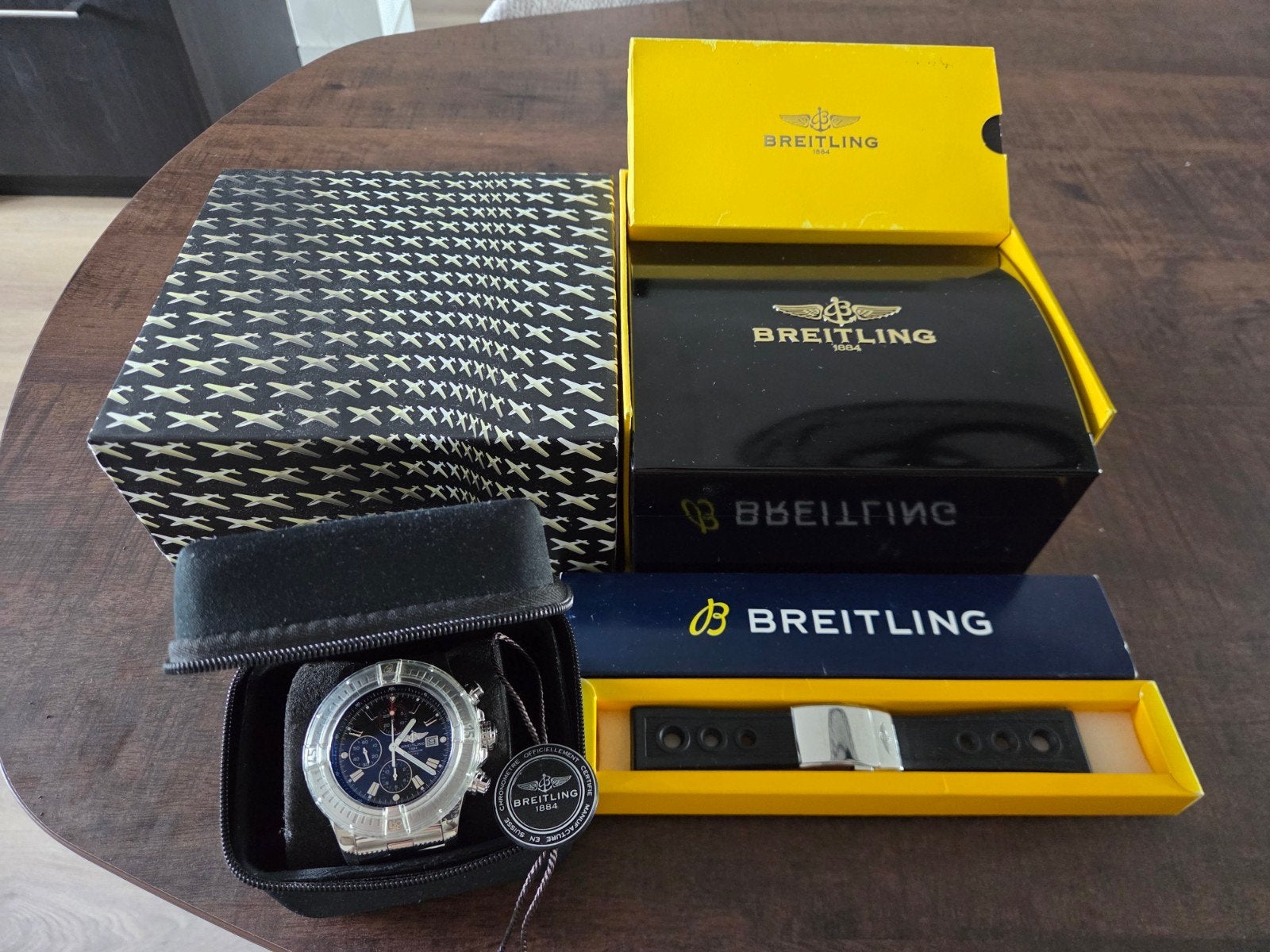 Breitling Super Avenger ZGAN met doos en papieren, Ophalen of Verzenden
