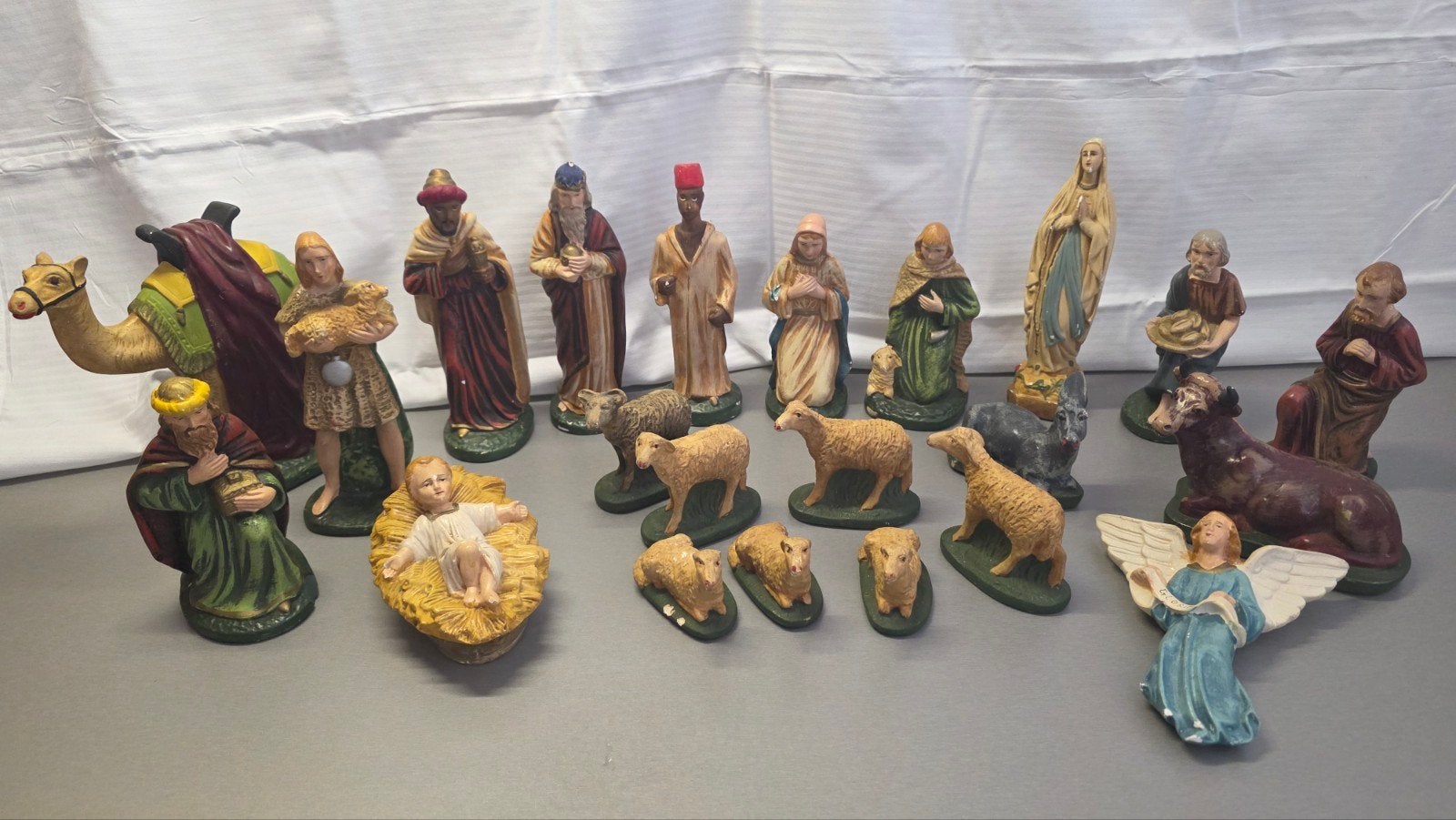 22 kerstbeelden voor kerststal (1948), Ophalen