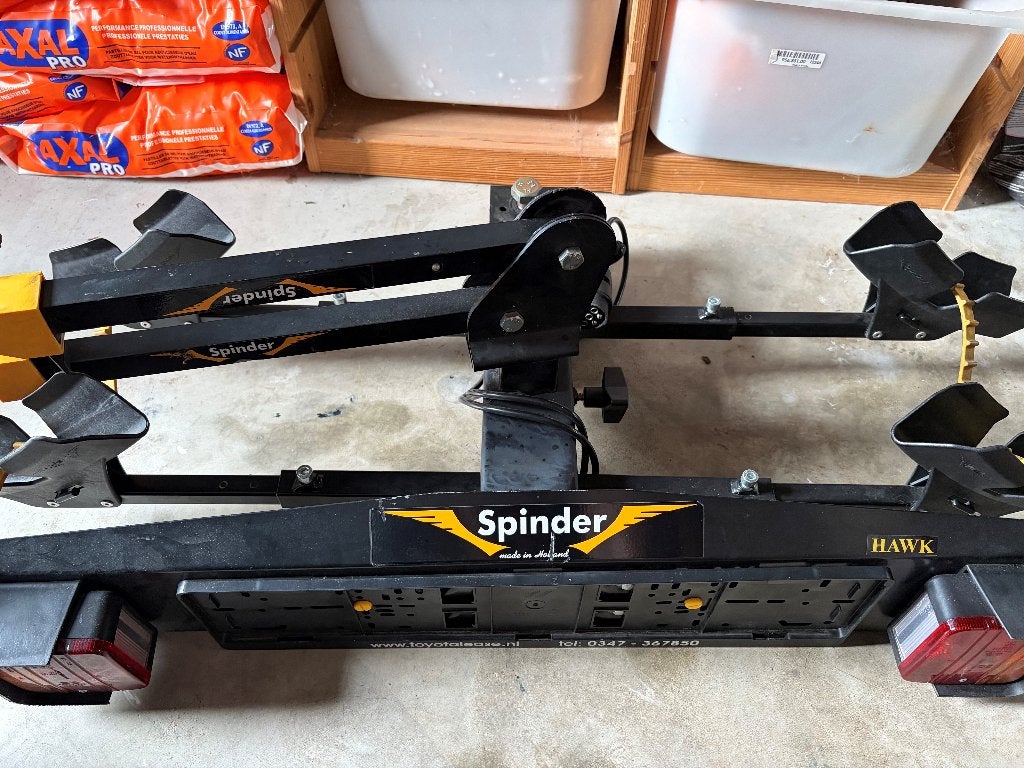 Spindler Fietsendrager, Ophalen, Gebruikt, 2 fietsen, Trekhaakdrager